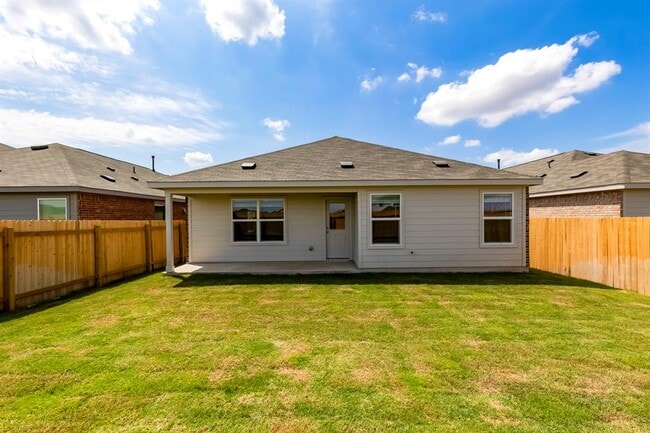 Building Photo - 105 Imola St