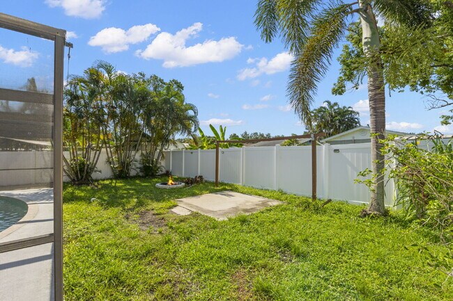 Building Photo - Home For Rent in Fortuna Park WITH A POOL!