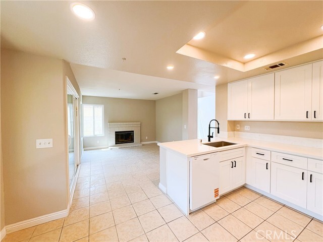 Building Photo - 15965 Peach Tree Ln