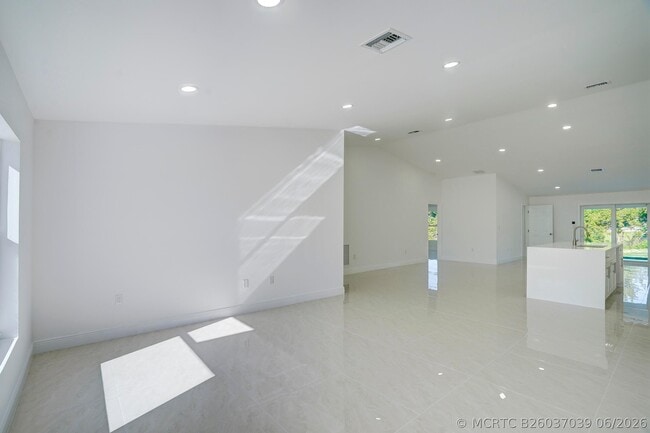 Building Photo - 13875 63rd Rd N