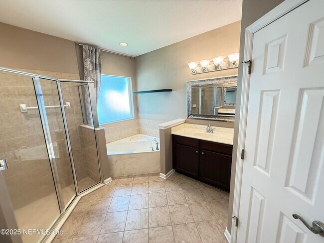 Building Photo - 5955 Wind Cave Ln