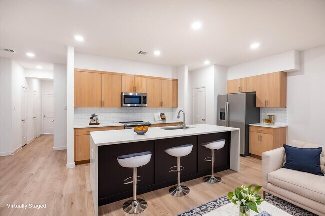 Building Photo - 2515 Appian Wy
