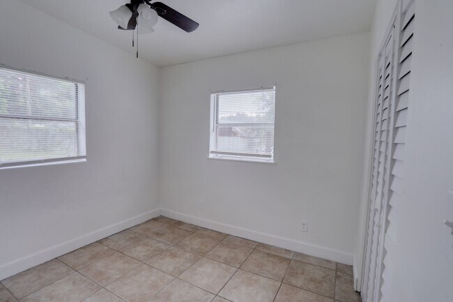 Building Photo - 7608 Simms Ave