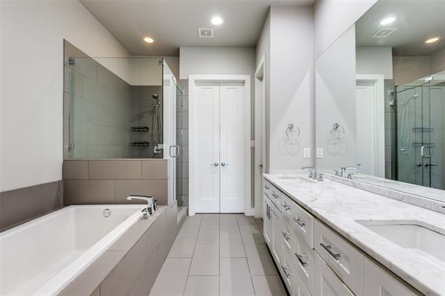 Building Photo - 3816 Roseland Ave