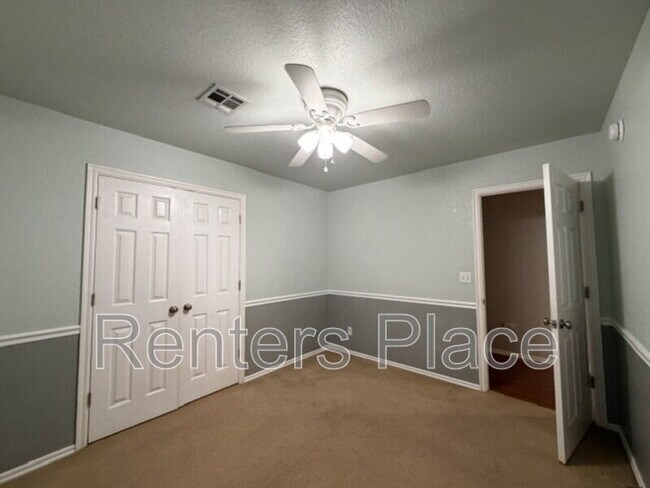 Building Photo - 12169 N 107th E Pl