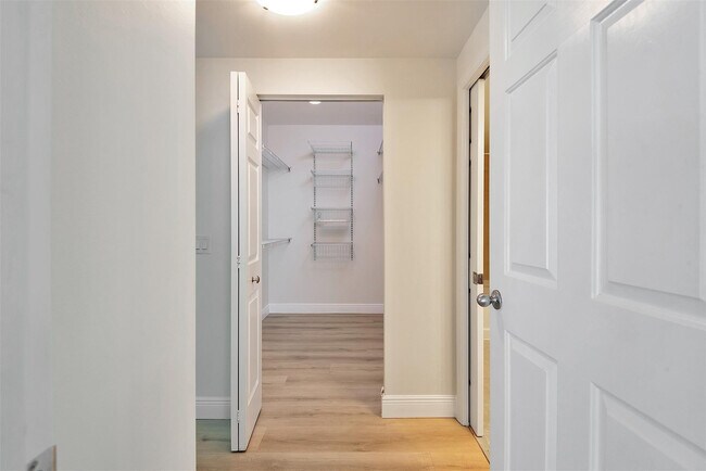 Building Photo - 2421 NE 65th St