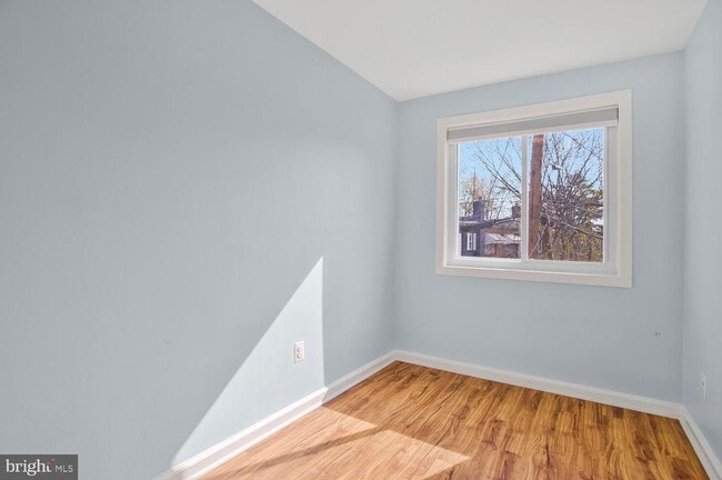 Building Photo - 3605 Edison St