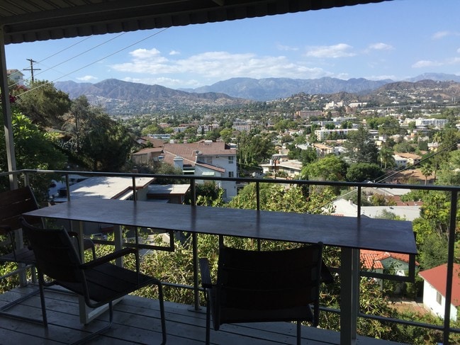 Dine on balcony with mountain view - 3277 Palmer Dr