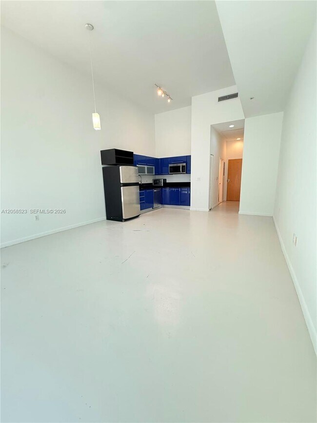 Building Photo - 244 Biscayne Blvd