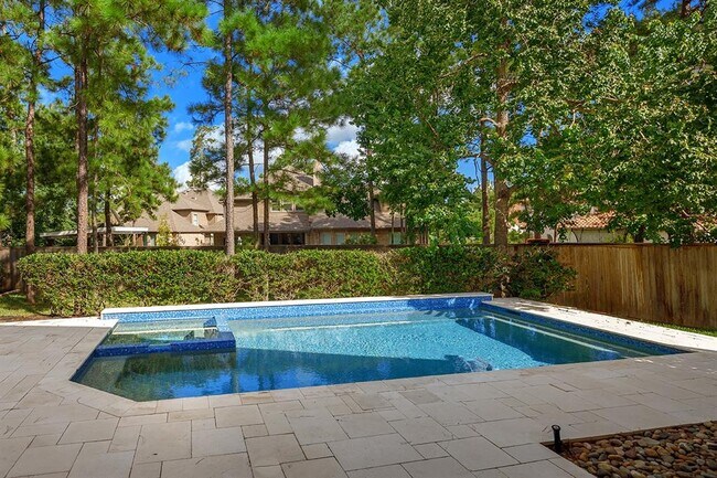 Building Photo - 46 Caprice Bend Pl