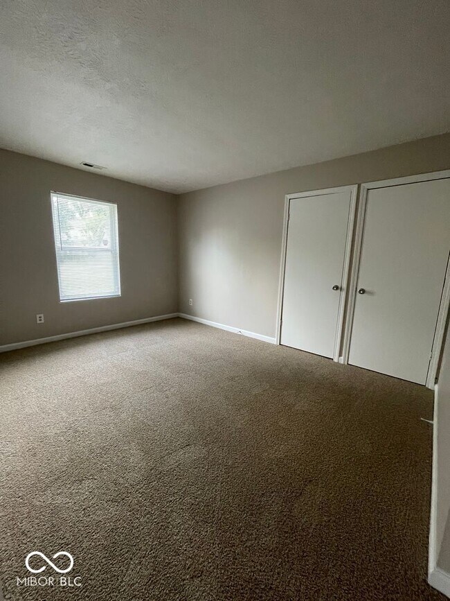 Building Photo - 6043 Hayford Ct