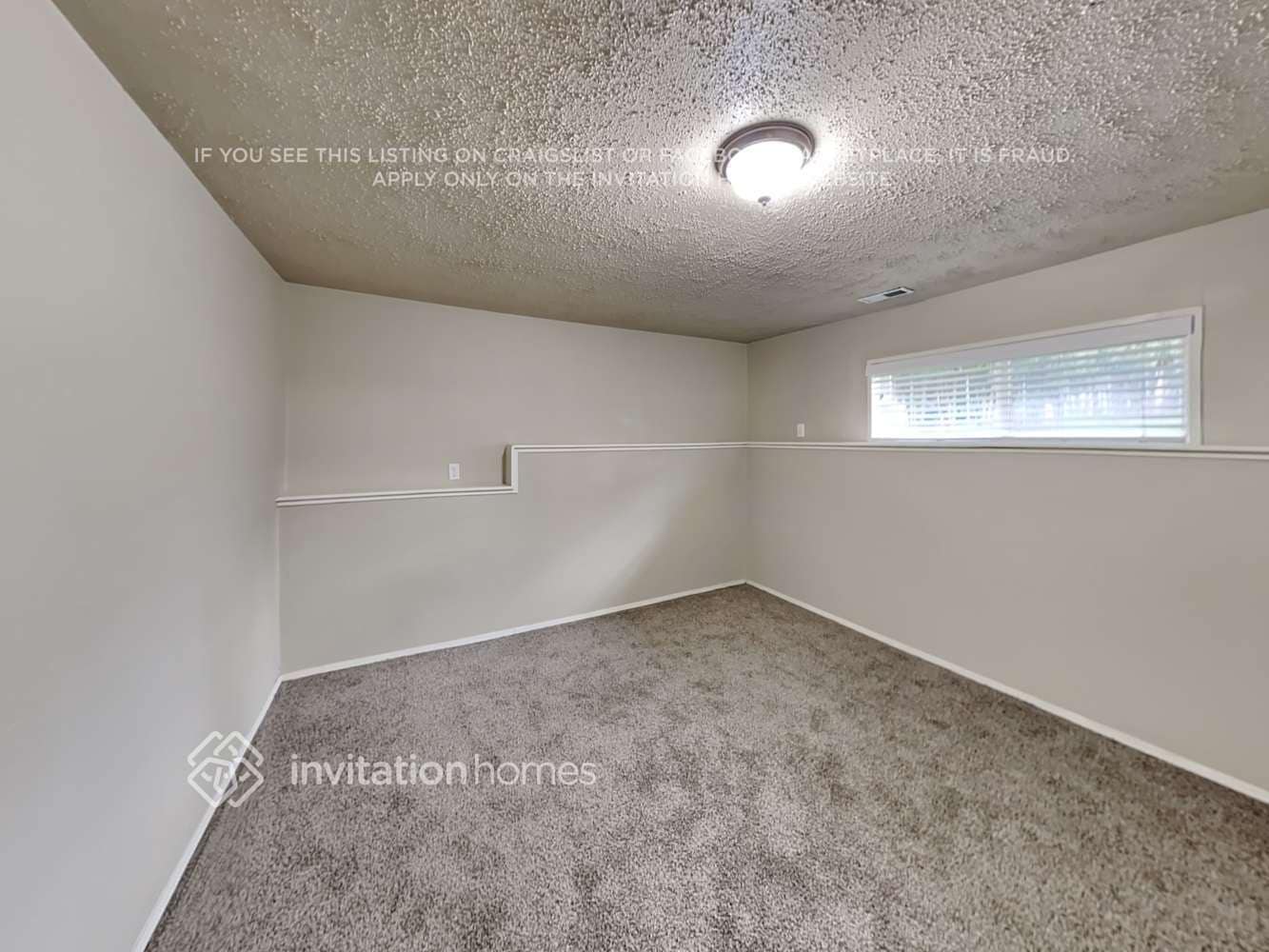 Building Photo - 5211 S 300th Pl