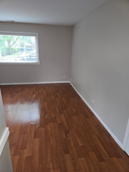 Building Photo - 346 E Rimini Ct