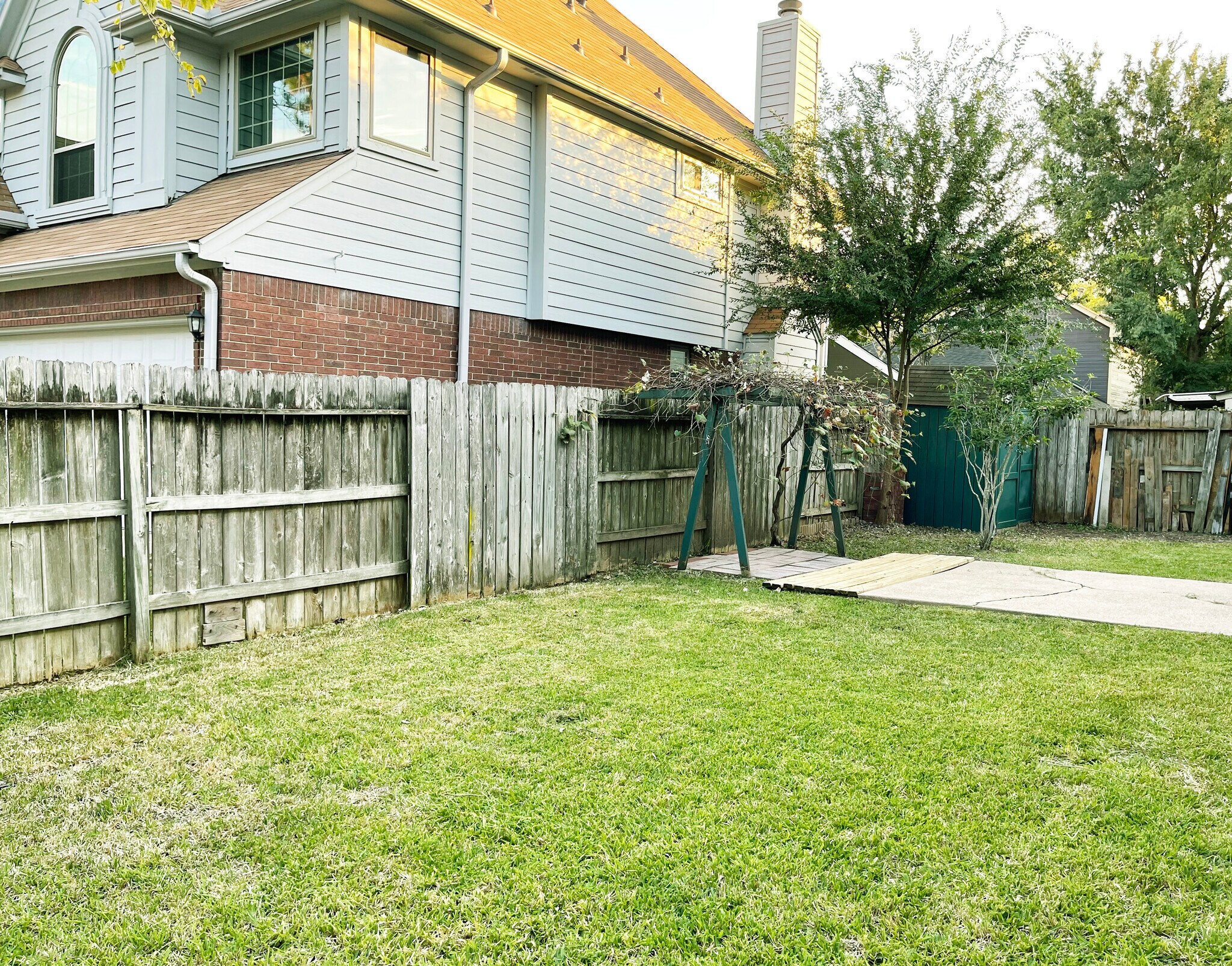 Backyard with storage room - 12607 Alderwood Dr