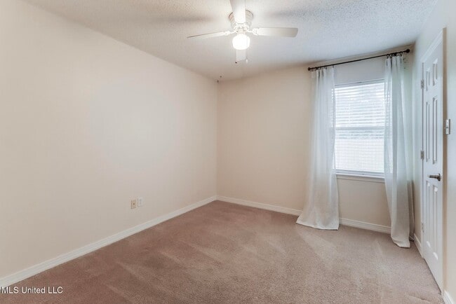 Building Photo - 3612 Miles Ln