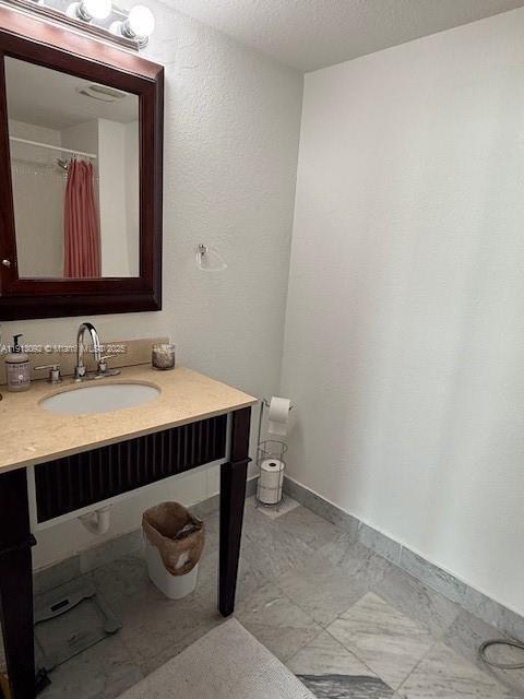 Building Photo - 500 NE 29th St