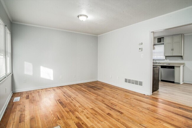 Building Photo - 11120 E 57 St