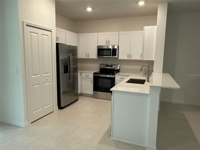 Building Photo - 10232 Trumpet Honeysuckle Wy