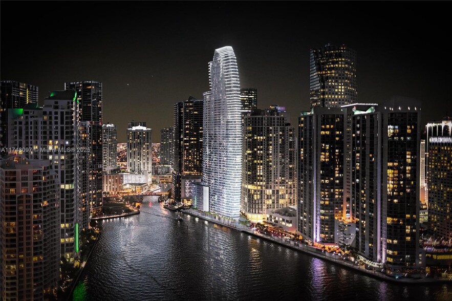 Building Photo - 300 Biscayne Blvd Way