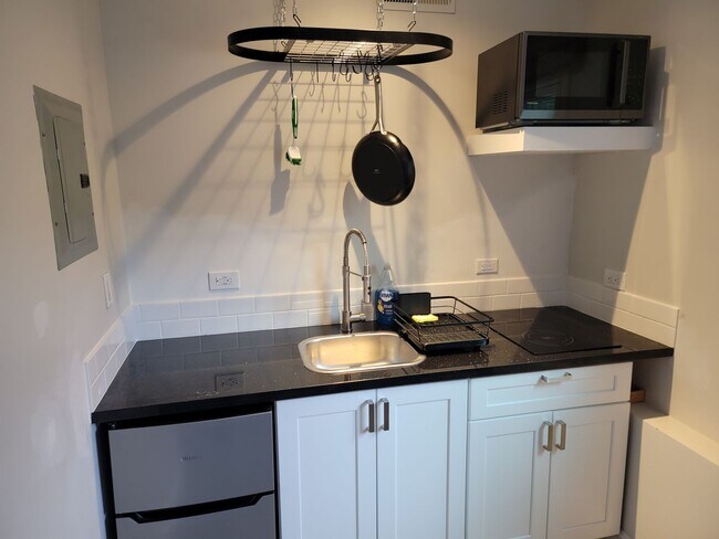 Building Photo - Montclair Hills Retreat w/ In-law Unit