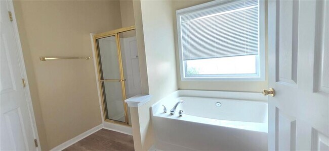 Building Photo - 2145 Prospect Mill Pl NE