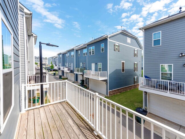 Building Photo - 10756 Overlook Mountain Dr