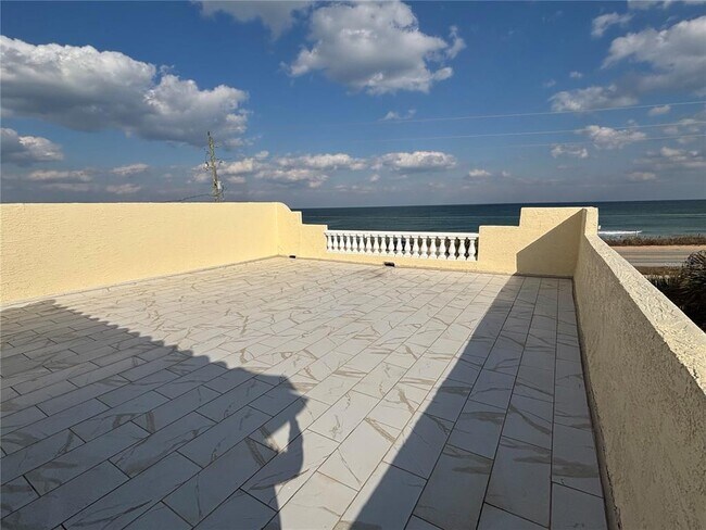 Building Photo - 3074 Ocean Shore Blvd