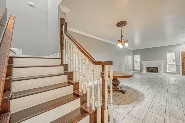 Building Photo - 11733 Lakeside Pl Dr