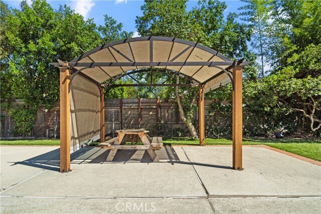 Building Photo - 5835 Jumilla Ave