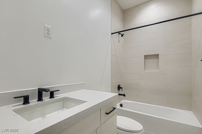 Building Photo - 10964 Rossa Peak Ave