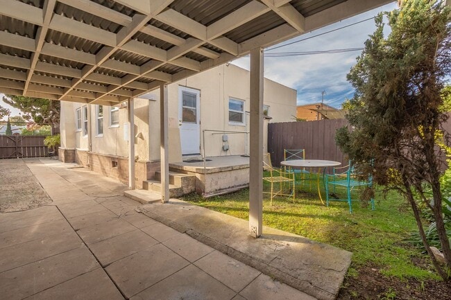 Building Photo - 2 Bed/1 Bath North Park Spanish Craftsman w/ Yard + Driveway Parking