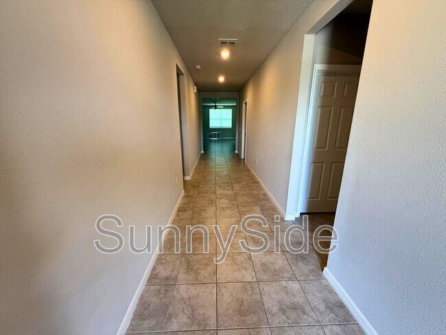 Building Photo - 17309 Cagan Crossings Blvd