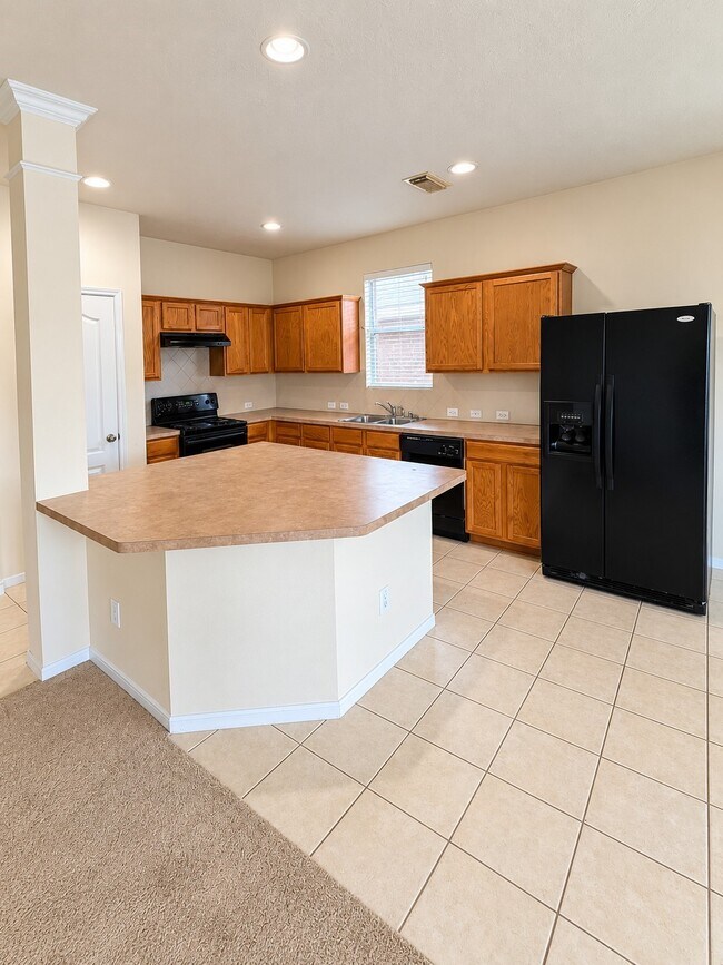 Building Photo - 17322 Brookhollow Mist Ct