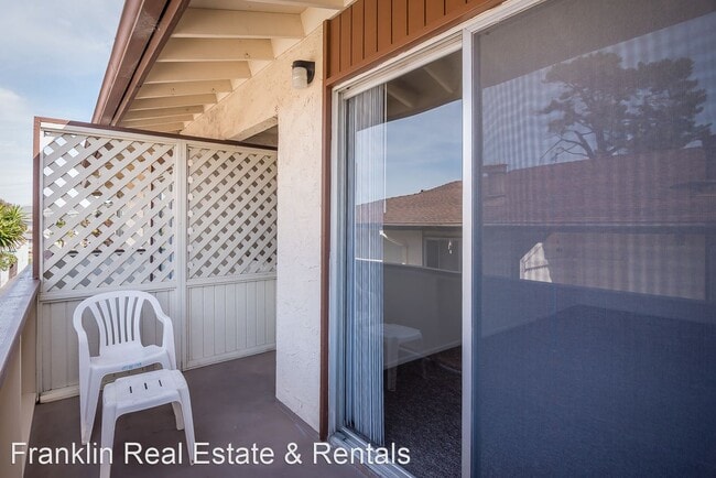 Building Photo - 2 br, 1.5 bath House - 755 Pacific Apt #3