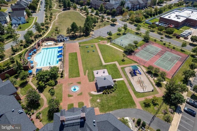 Building Photo - 2659 Taffrail Way