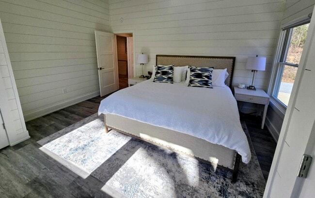 Building Photo - 151 Timpson Cove Rd