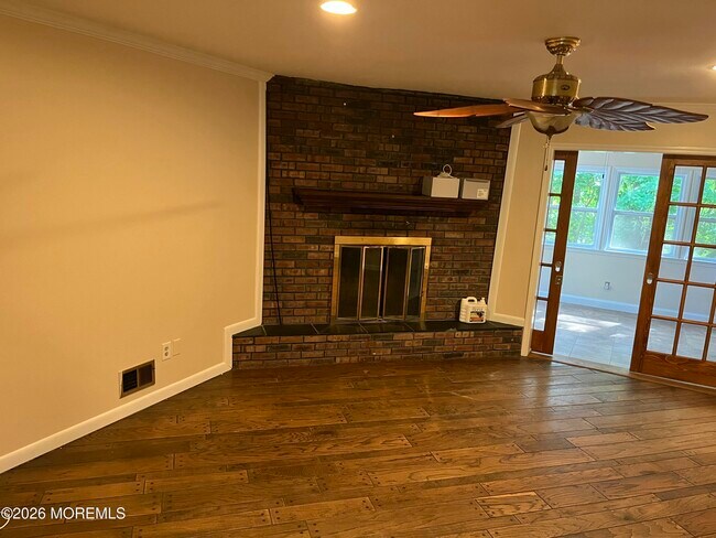 Building Photo - 12 Galewood Dr