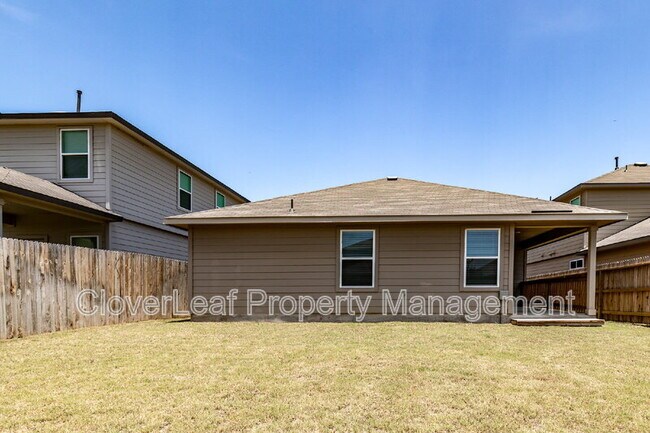 Building Photo - 6819 Whisper Grv