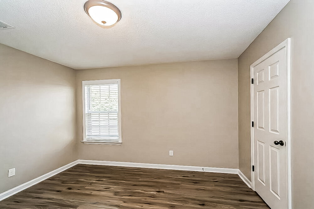 Building Photo - 7333 Green Ash Dr