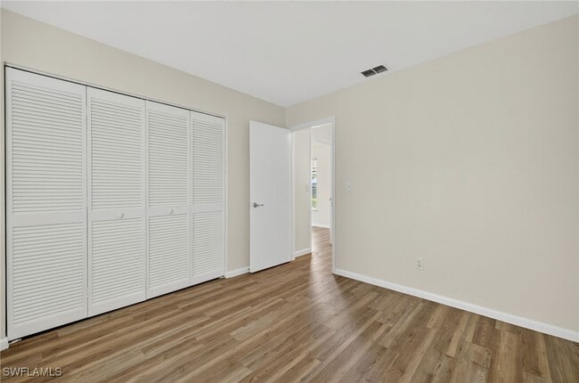 Building Photo - 151 Crown Dr