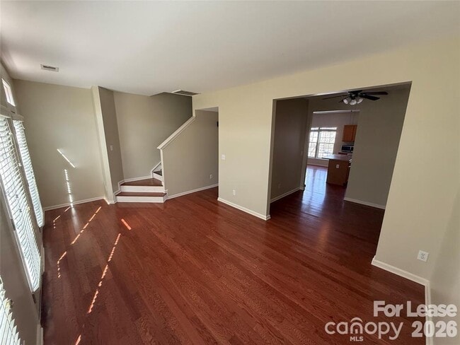 Building Photo - 13820 Hill St