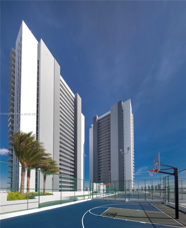 Building Photo - 16385 Biscayne Blvd