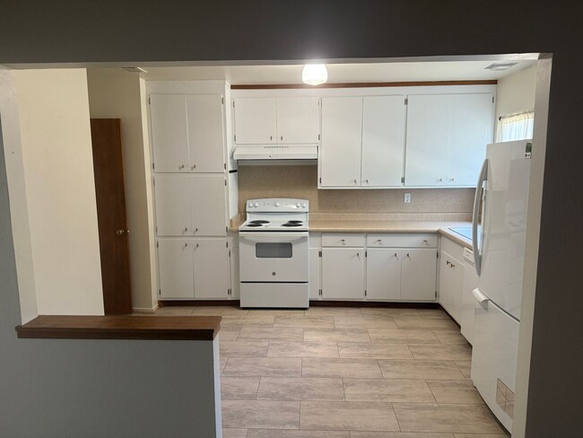 Building Photo - Renovated 3 Bedroom One Story *Vacaville *Pets Negotiable