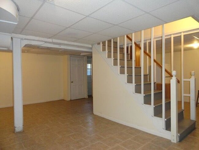Building Photo - Fantastic 3BR Cape Cod near Downtown Silve...