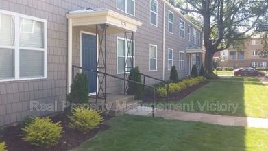 Building Photo - 4271 3rd Ave S