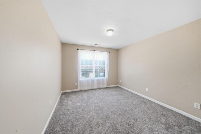 Building Photo - 3527 Londonville Ln