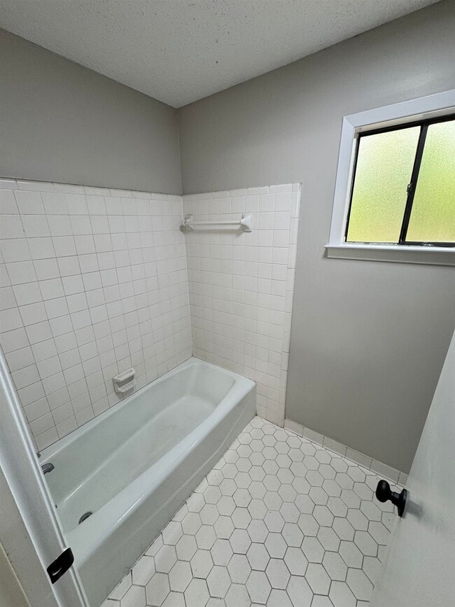 Building Photo - 2302 Hawksmoor Pl