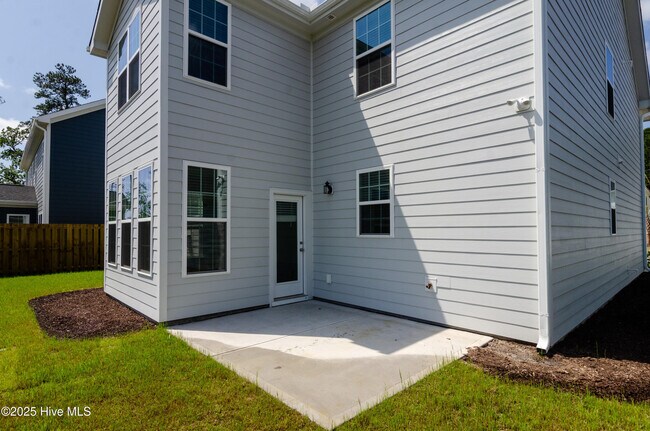 Building Photo - 2152 Star Shower Wy