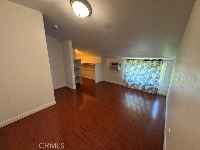 Building Photo - 758 W Longden Ave
