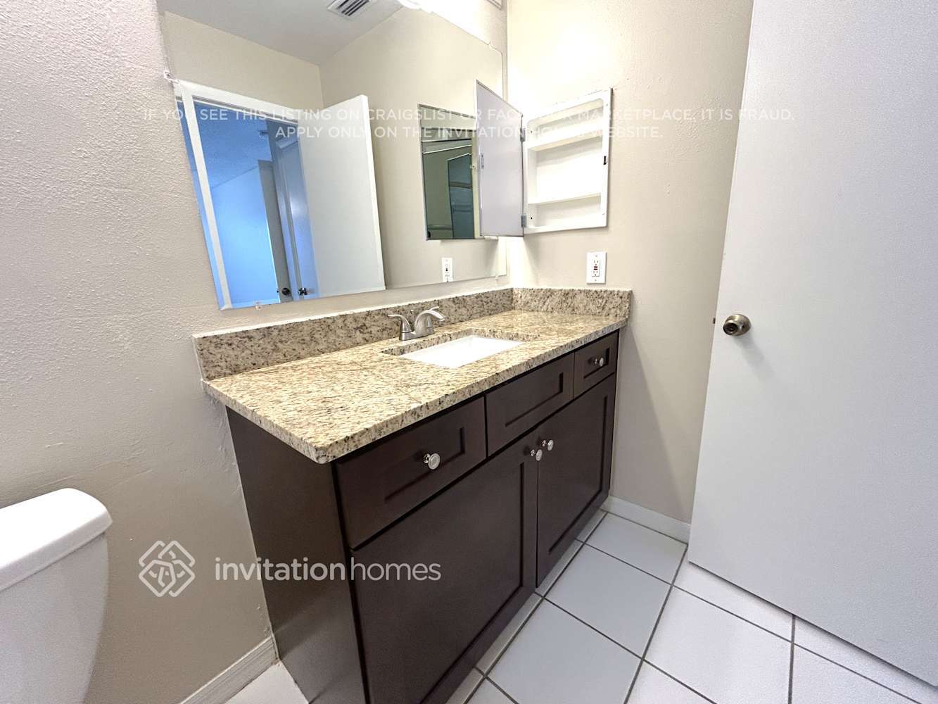 Building Photo - 6076 Morningdale Ave